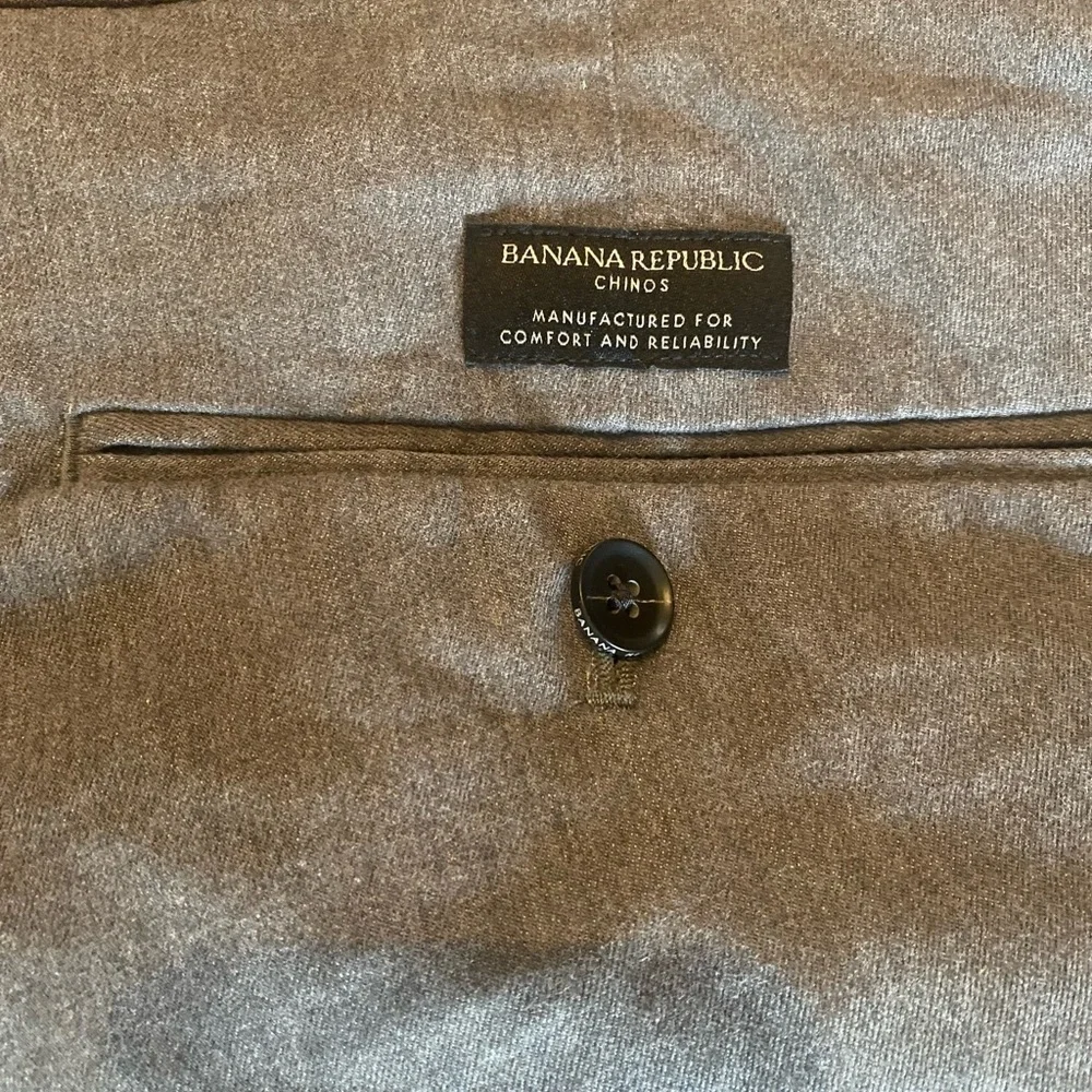Banana Republic Gray Chinos Straight-Leg